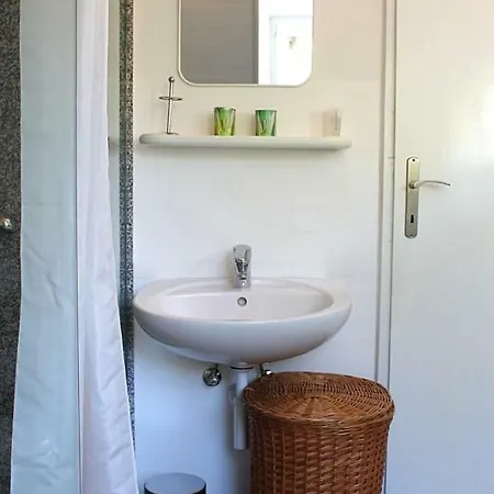 Lily Apartmán Sutivan