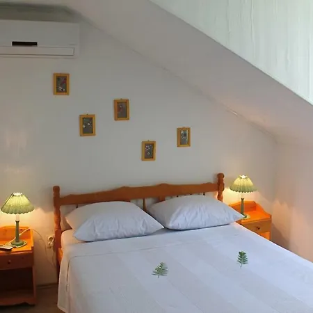 Lily Apartmán Sutivan